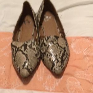 Snakeskin flats